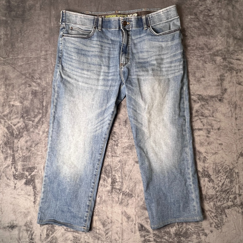 Lee Mens Extreme Motion Light Blue Straight Leg Jeans Regular 40x32(Fits 40x25)